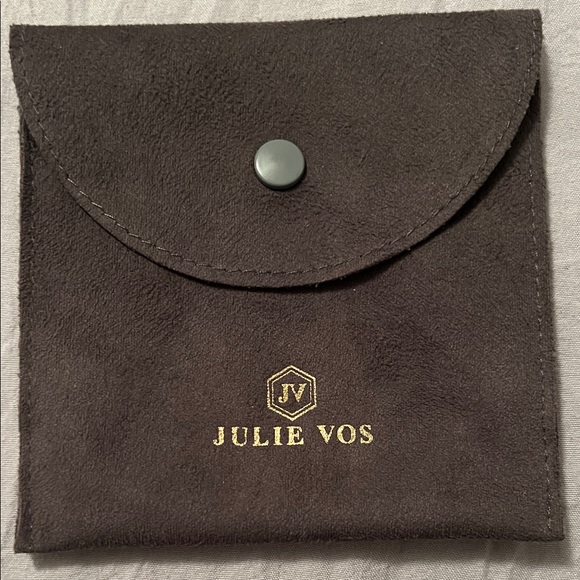 Julie Vos Gold Circle Link Bracelet - Picture 5 of 5